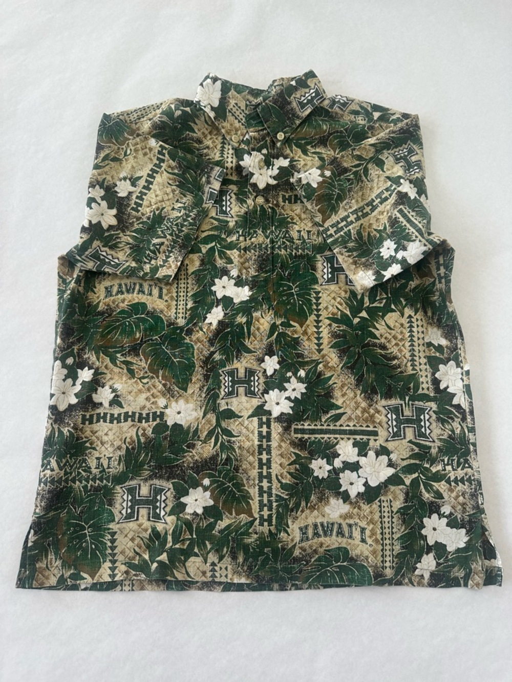Reyn Spooner Vintage University of Hawaii Men's XL Green Floral Button-Up Shirt